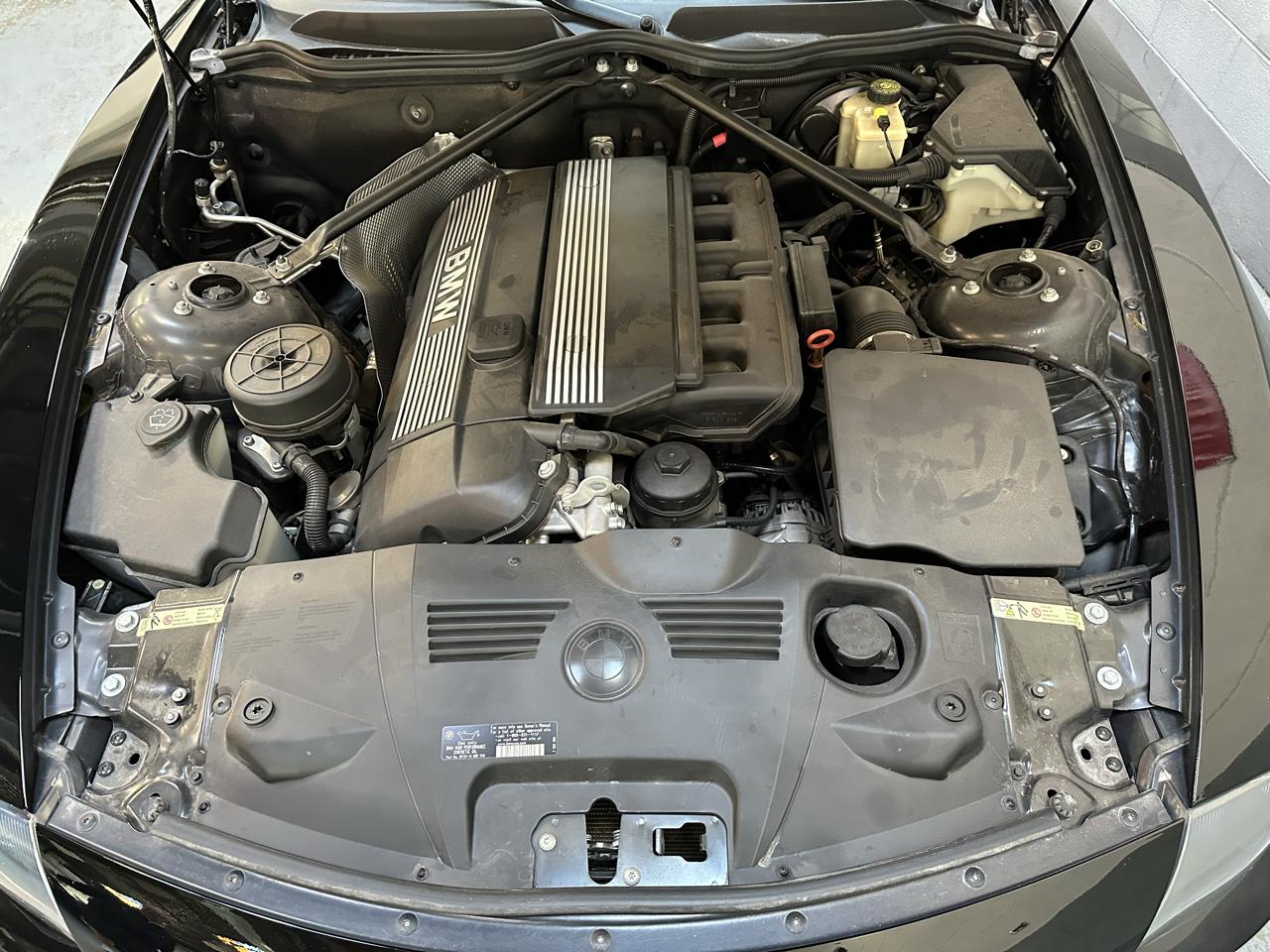 BMW Z4 2dr Roadster 2.5i 2005