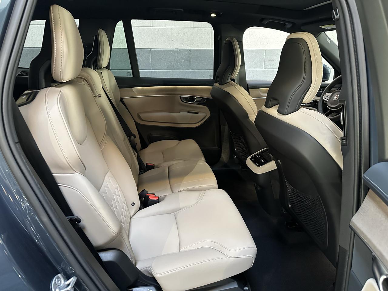 Volvo XC90 2025.5 B5 AWD Plus 7-Seater 2025