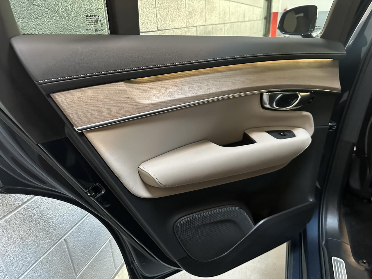Volvo XC90 2025.5 B5 AWD Plus 7-Seater 2025