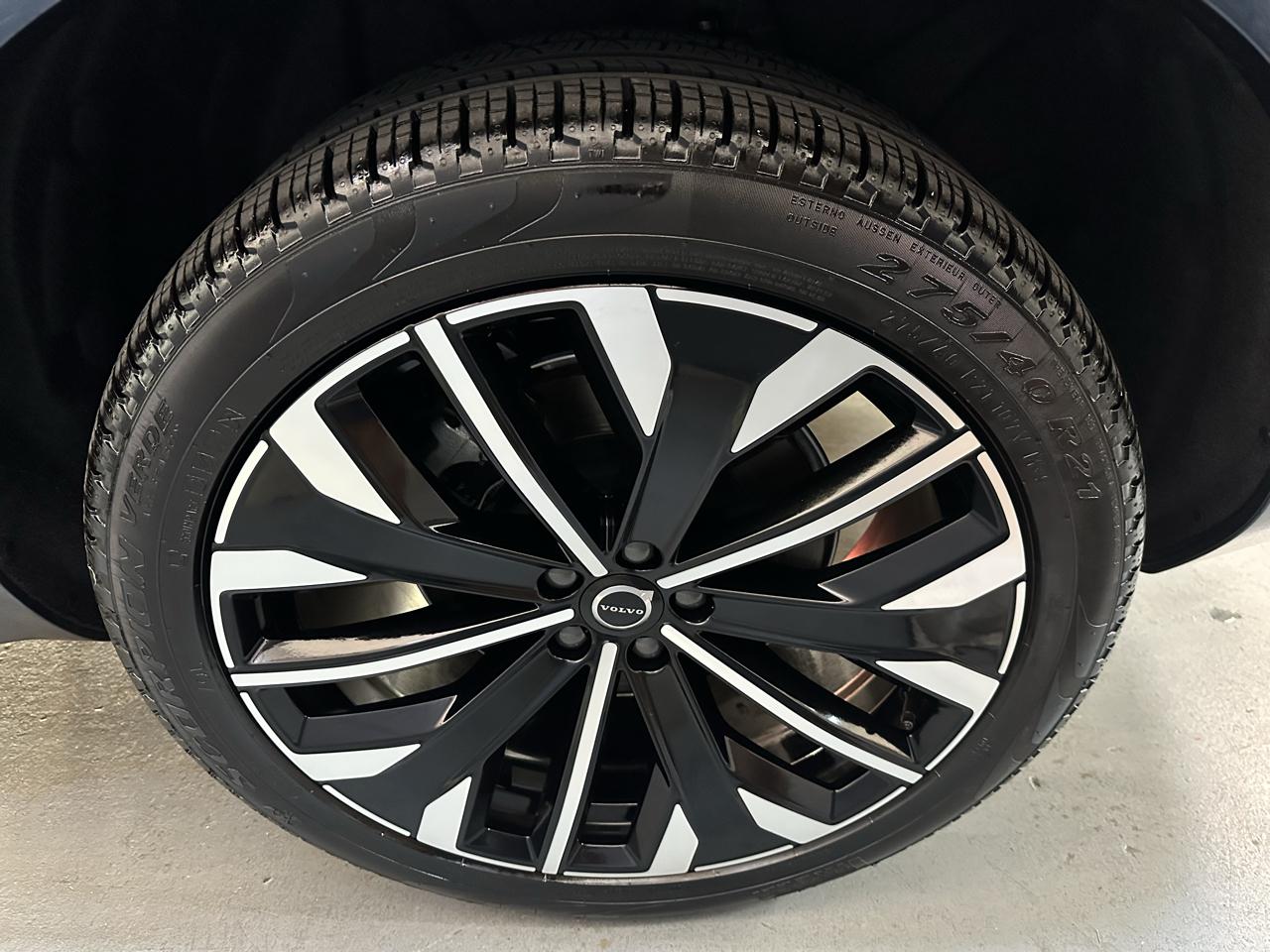 Volvo XC90 2025.5 B5 AWD Plus 7-Seater 2025