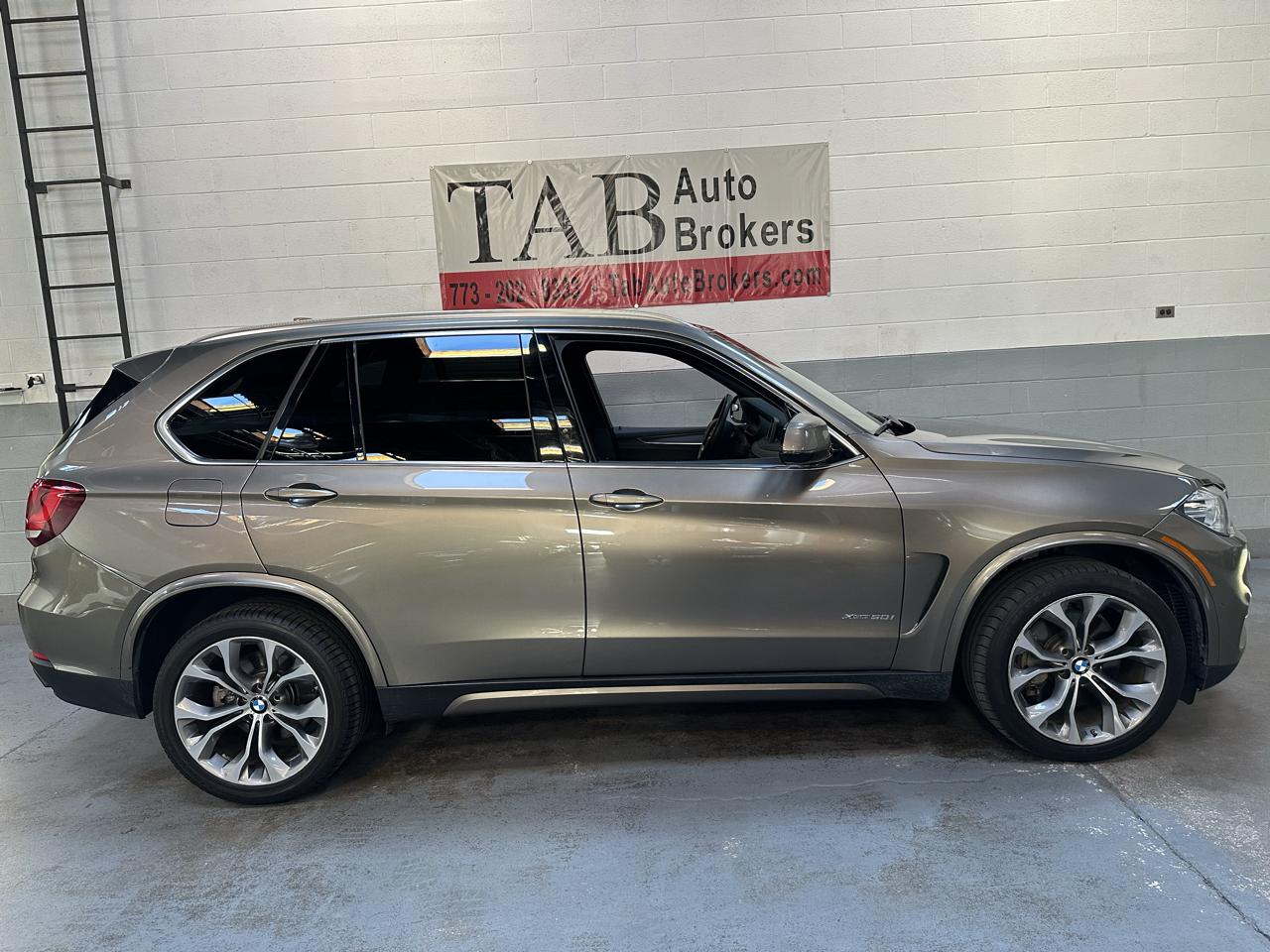 BMW X5 xDrive50i Sports Activity Vehicle 2017