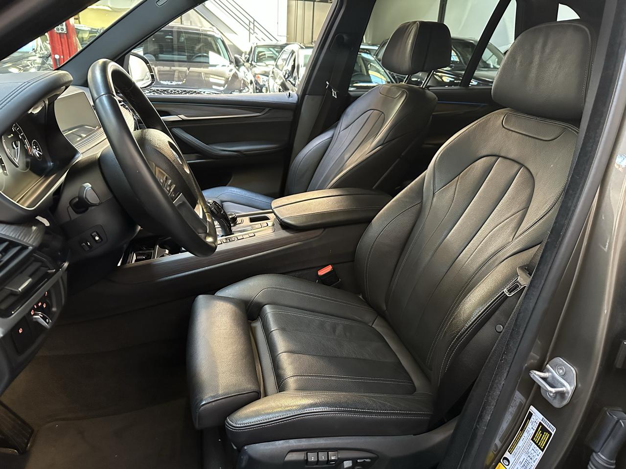 BMW X5 xDrive50i Sports Activity Vehicle 2017