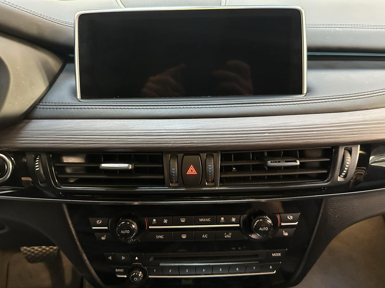 BMW X5 xDrive50i Sports Activity Vehicle 2017