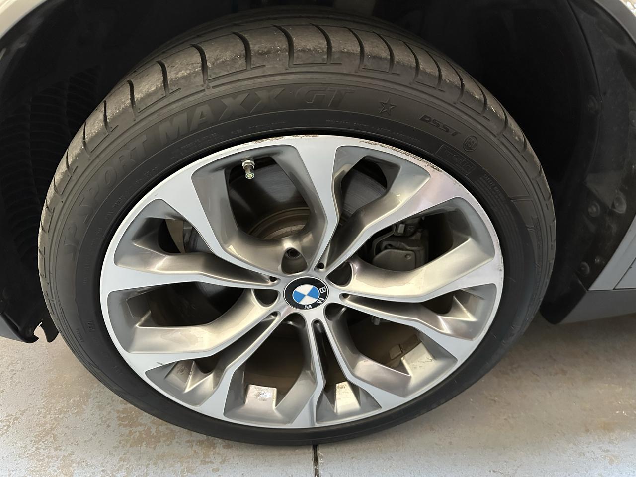 BMW X5 xDrive50i Sports Activity Vehicle 2017