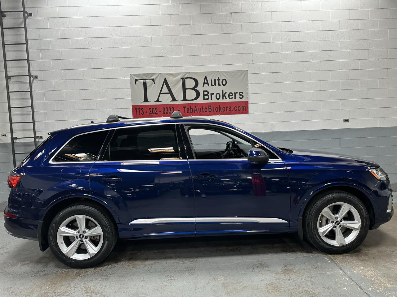 Audi Q7 photo 2