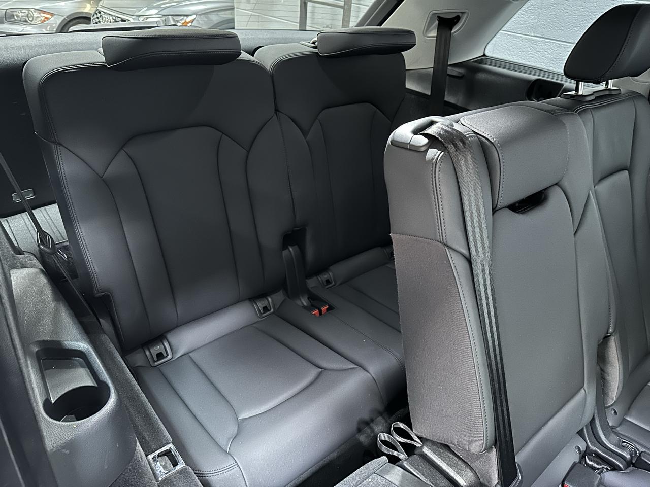 Audi Q7 photo 12