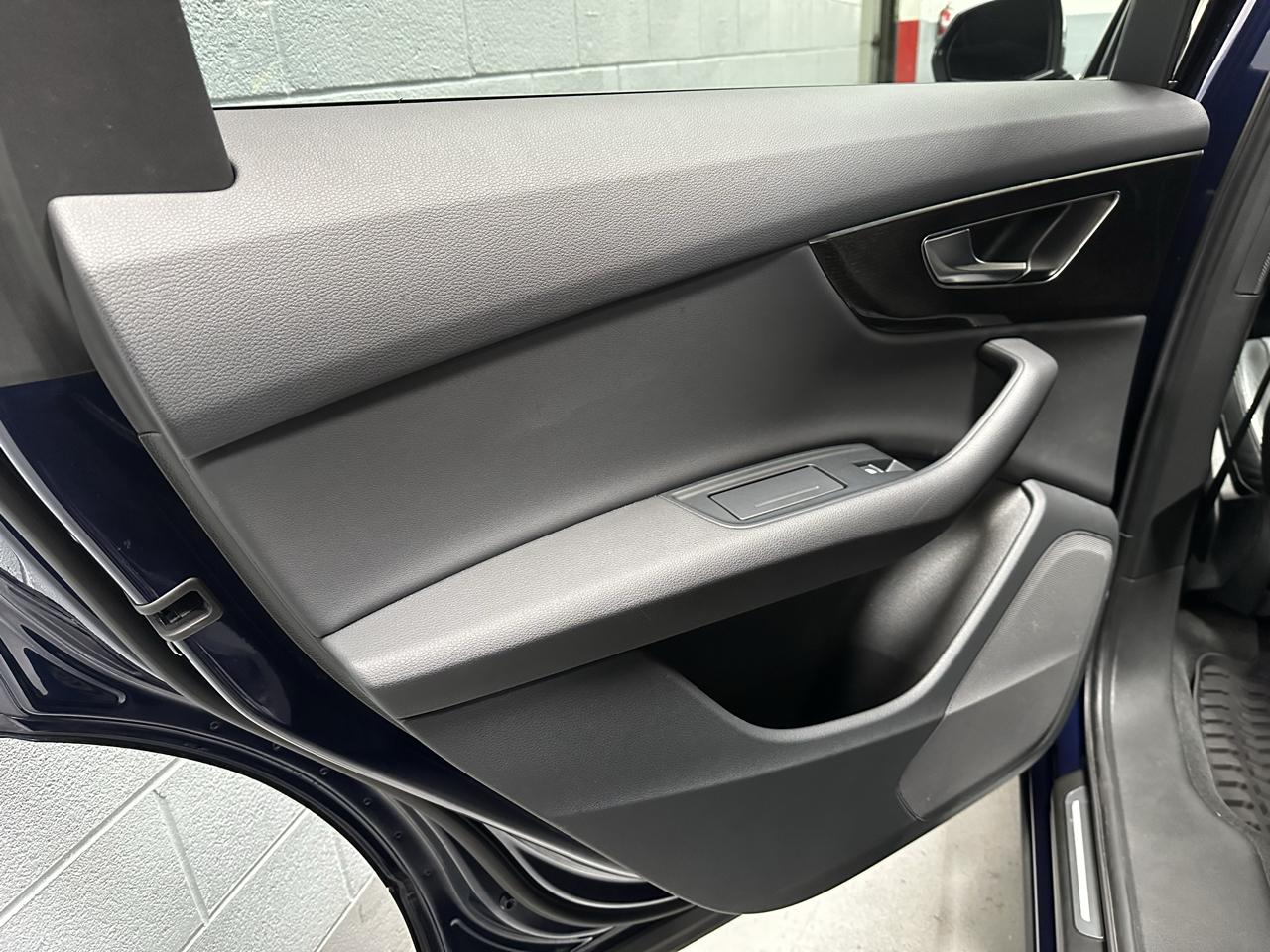 Audi Q7 photo 15