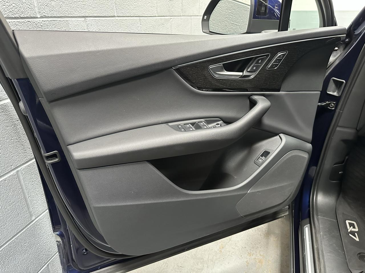 Audi Q7 photo 17