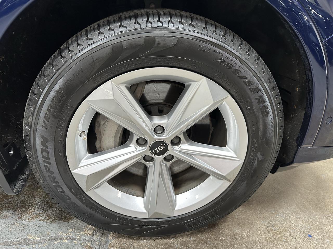 Audi Q7 photo 25