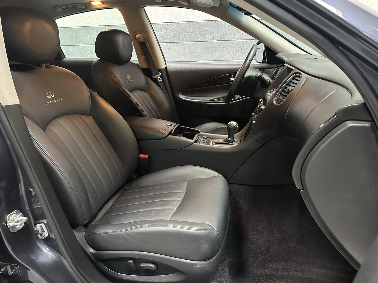 Infiniti EX35 AWD 4dr Journey 2010