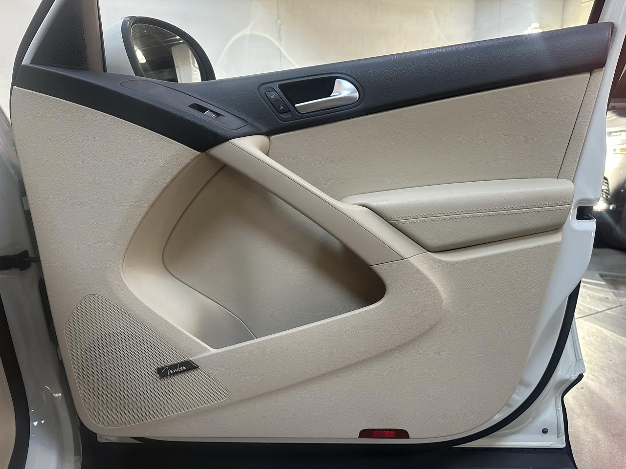 Volkswagen Tiguan SEL 4Motion 2014