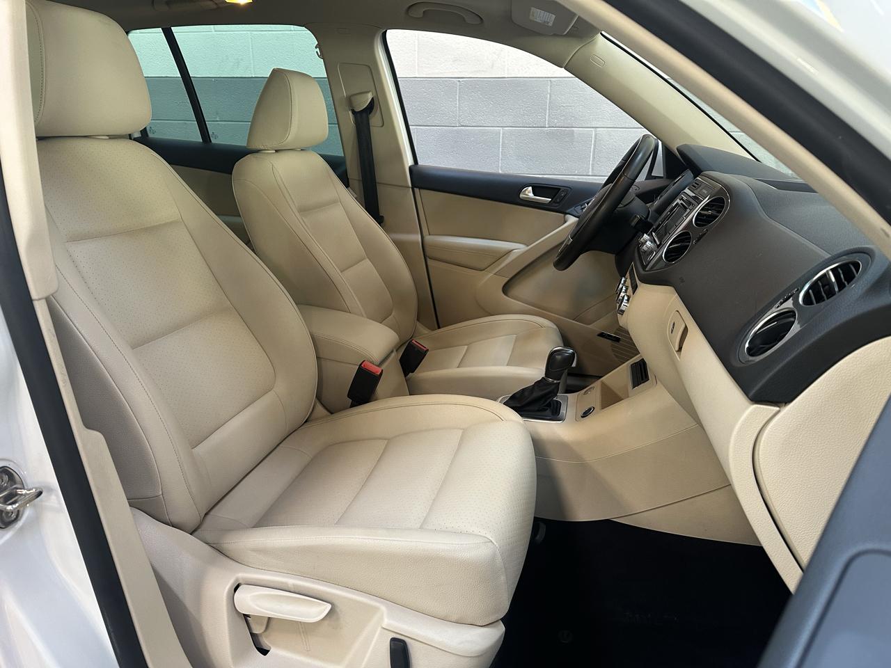 Volkswagen Tiguan SEL 4Motion 2014