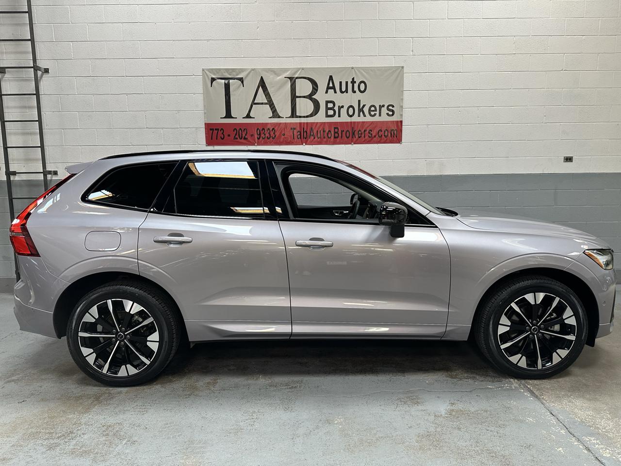 Volvo XC60 B5 AWD Plus 2026
