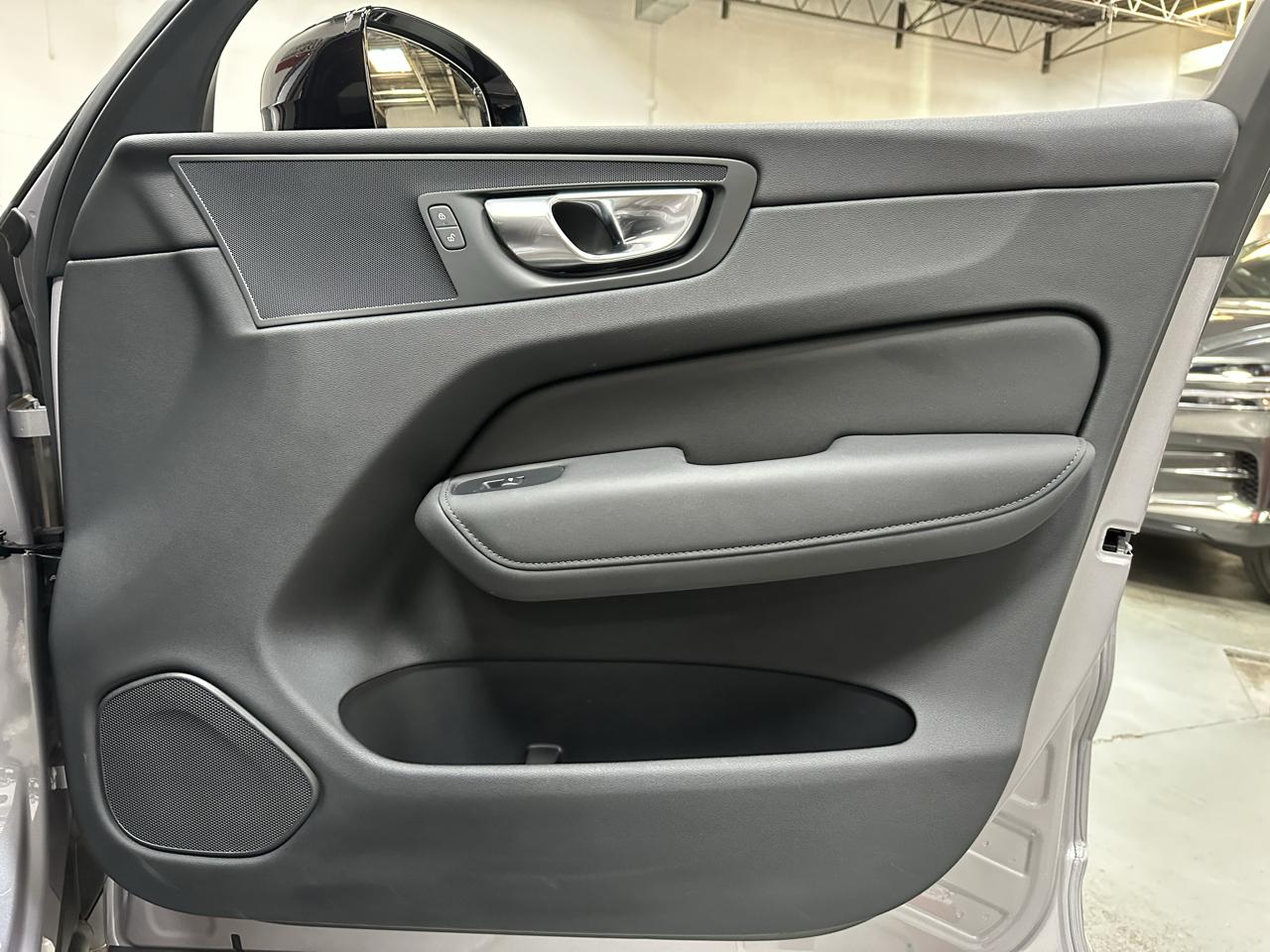 Volvo XC60 B5 AWD Plus 2026