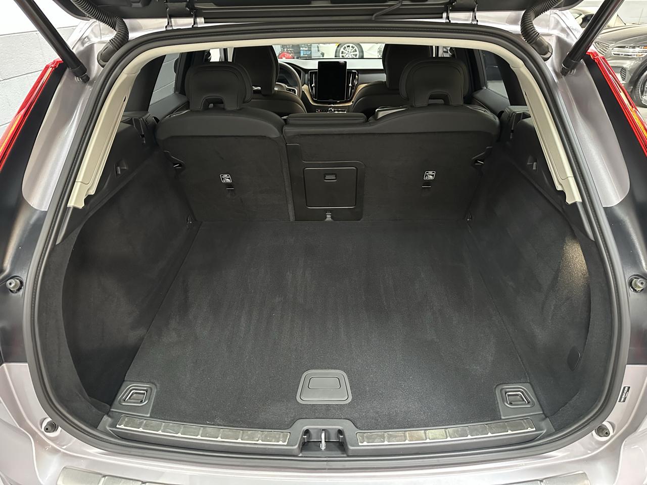 Volvo XC60 B5 AWD Plus 2026