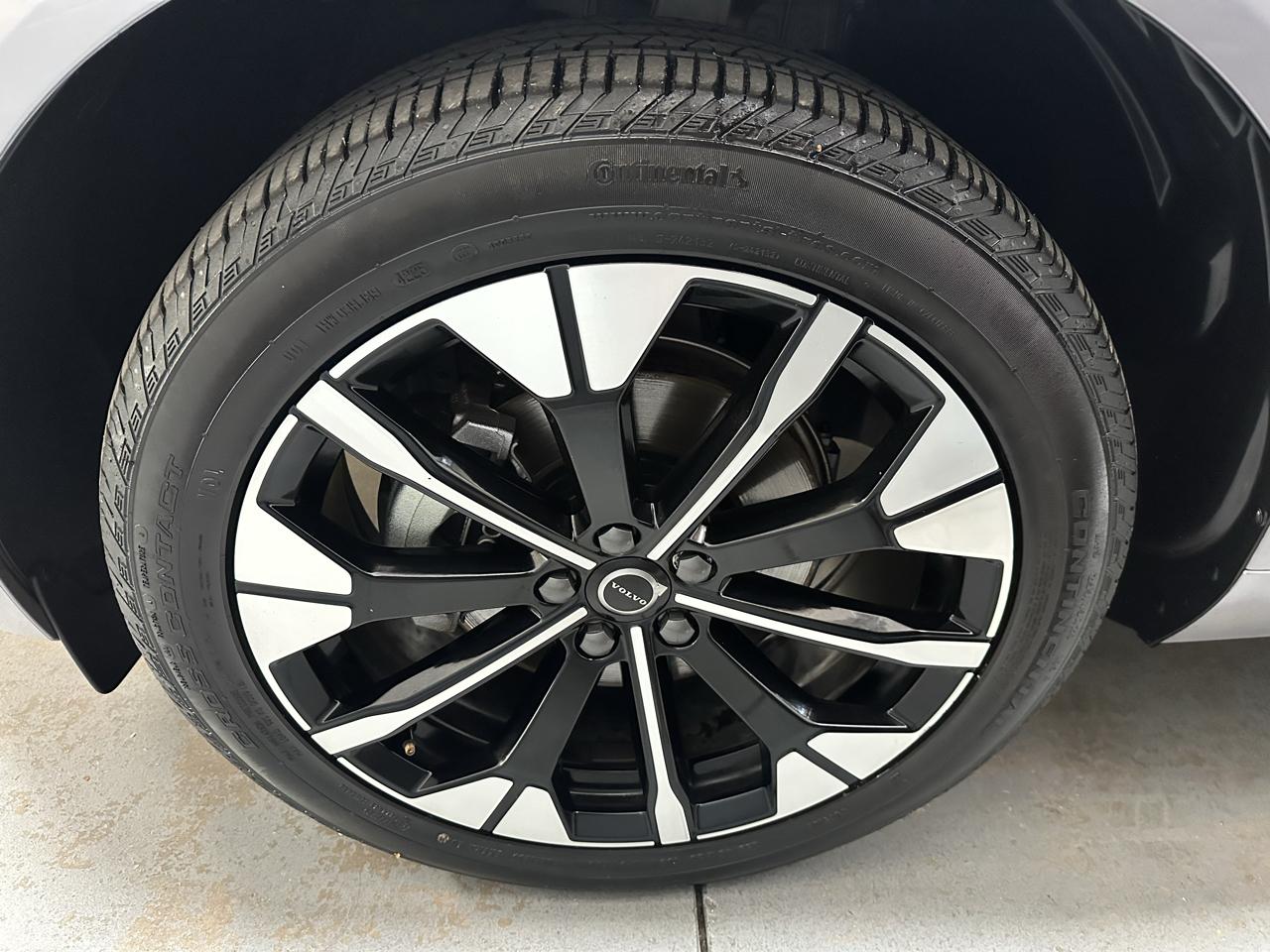 Volvo XC60 B5 AWD Plus 2026
