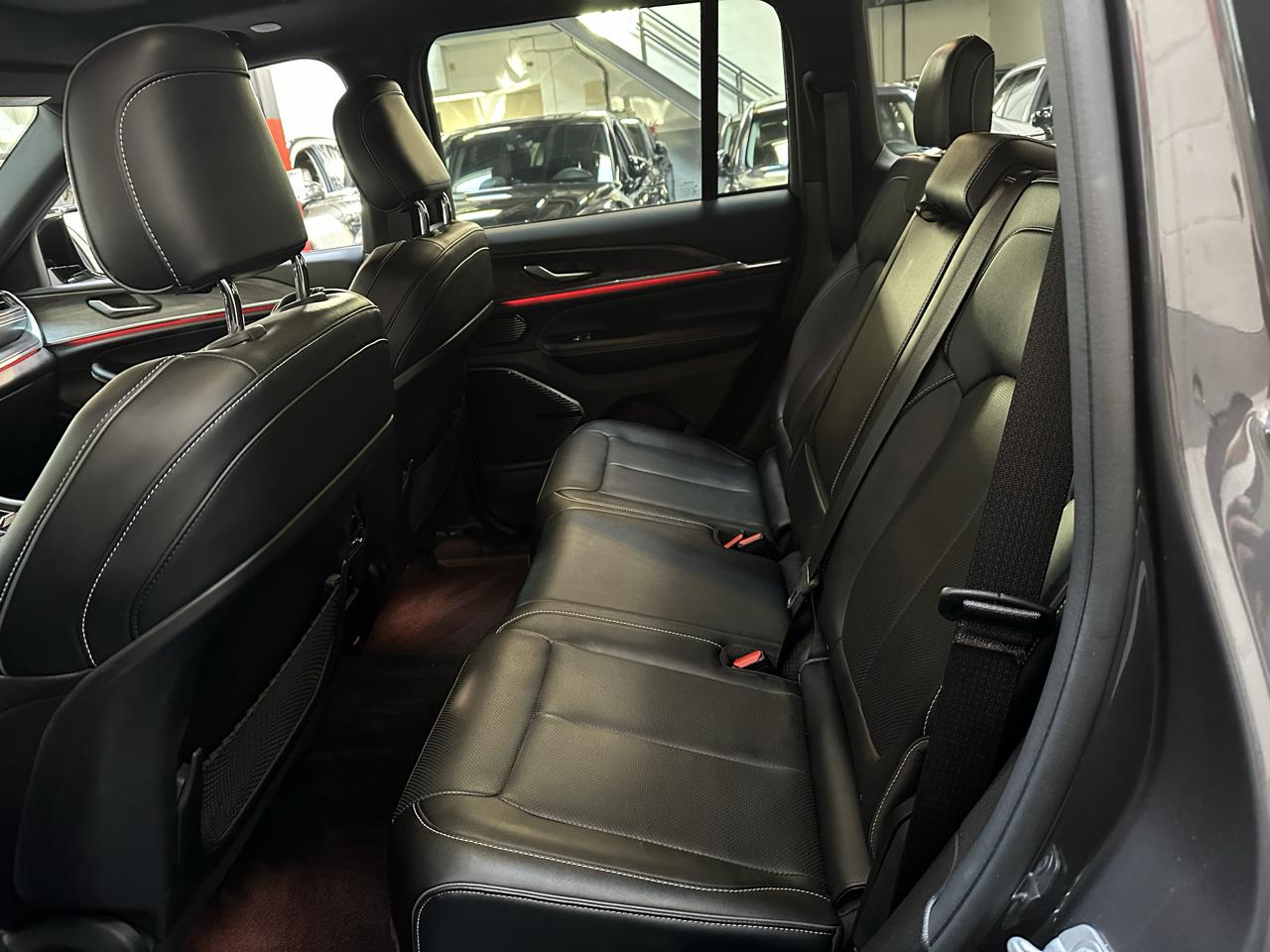 Jeep Grand Cherokee Overland 2022