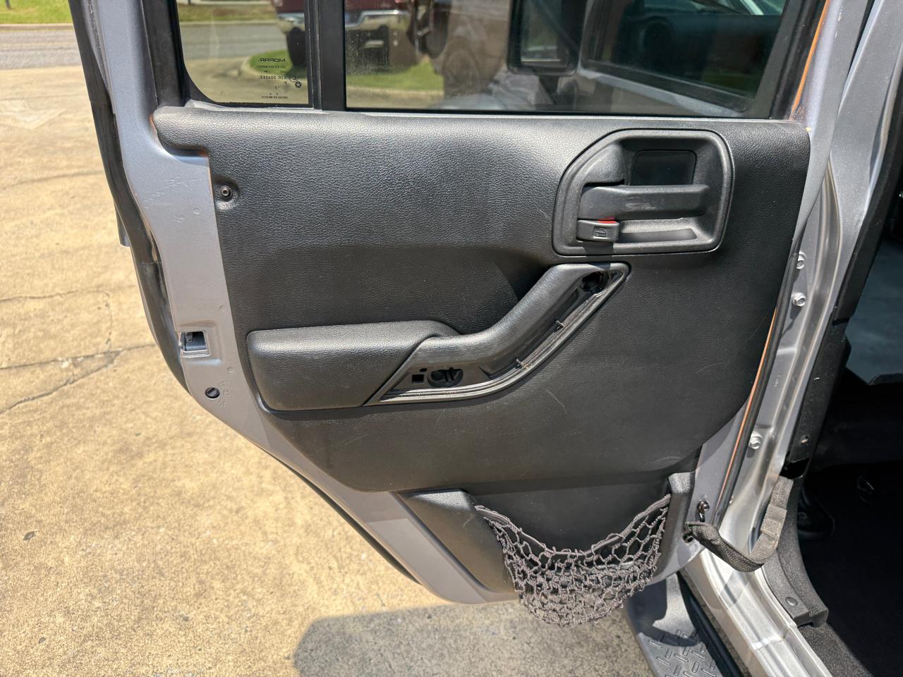 Jeep Wrangler Unlimited Sport 4WD RHD 2014