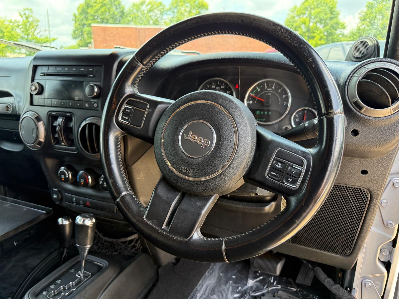 Jeep Wrangler Unlimited Sport 4WD RHD 2014
