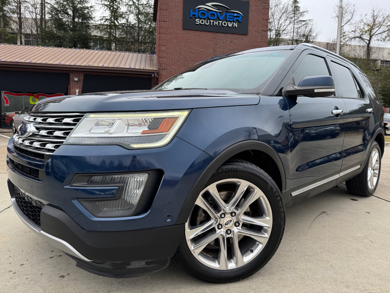 2016 Ford Explorer