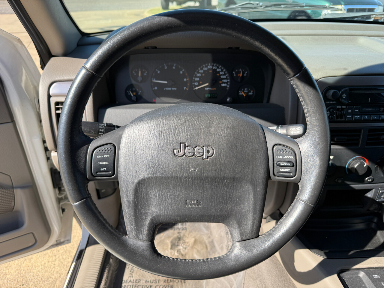 Jeep Grand Cherokee Laredo 2WD 2003