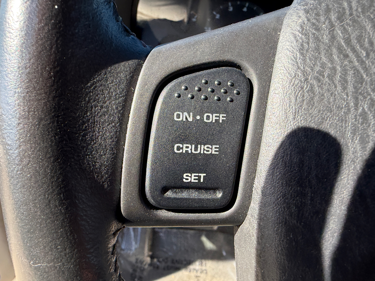 Jeep Grand Cherokee Laredo 2WD 2003