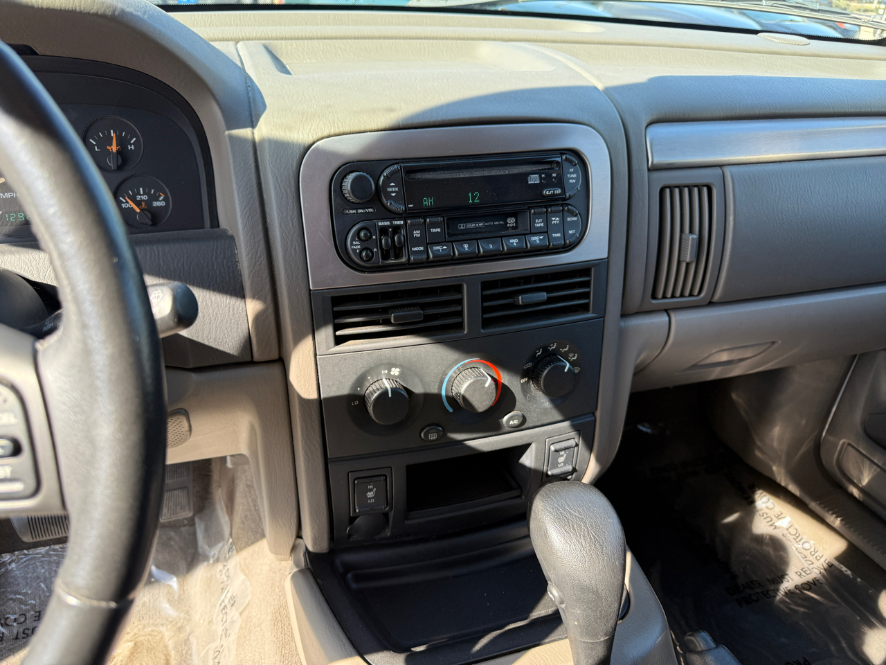 Jeep Grand Cherokee Laredo 2WD 2003