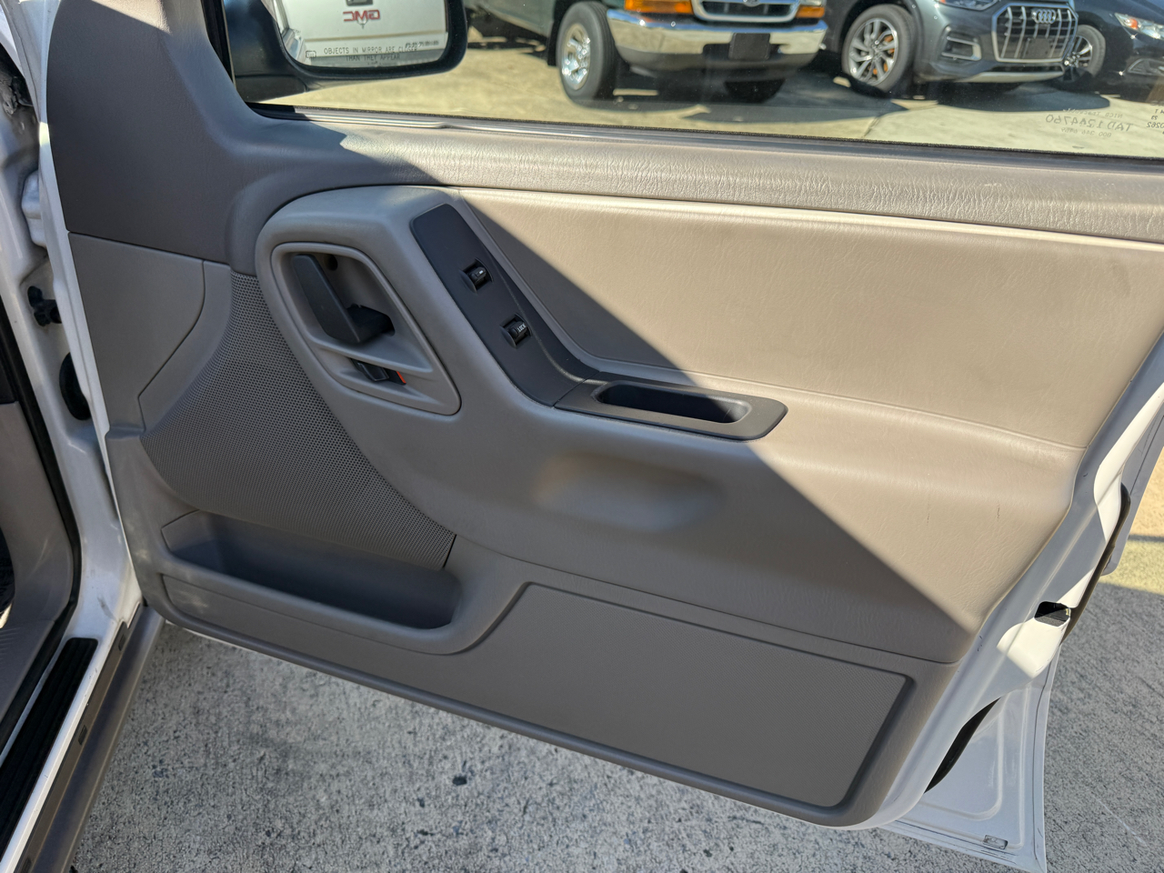 Jeep Grand Cherokee Laredo 2WD 2003