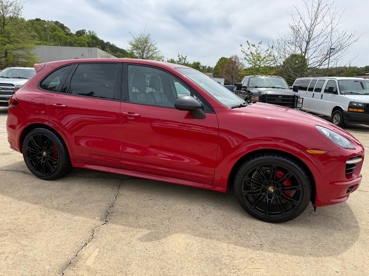 Porsche Cayenne GTS 2014
