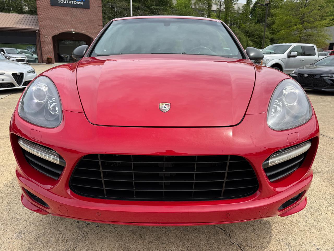 Porsche Cayenne GTS 2014
