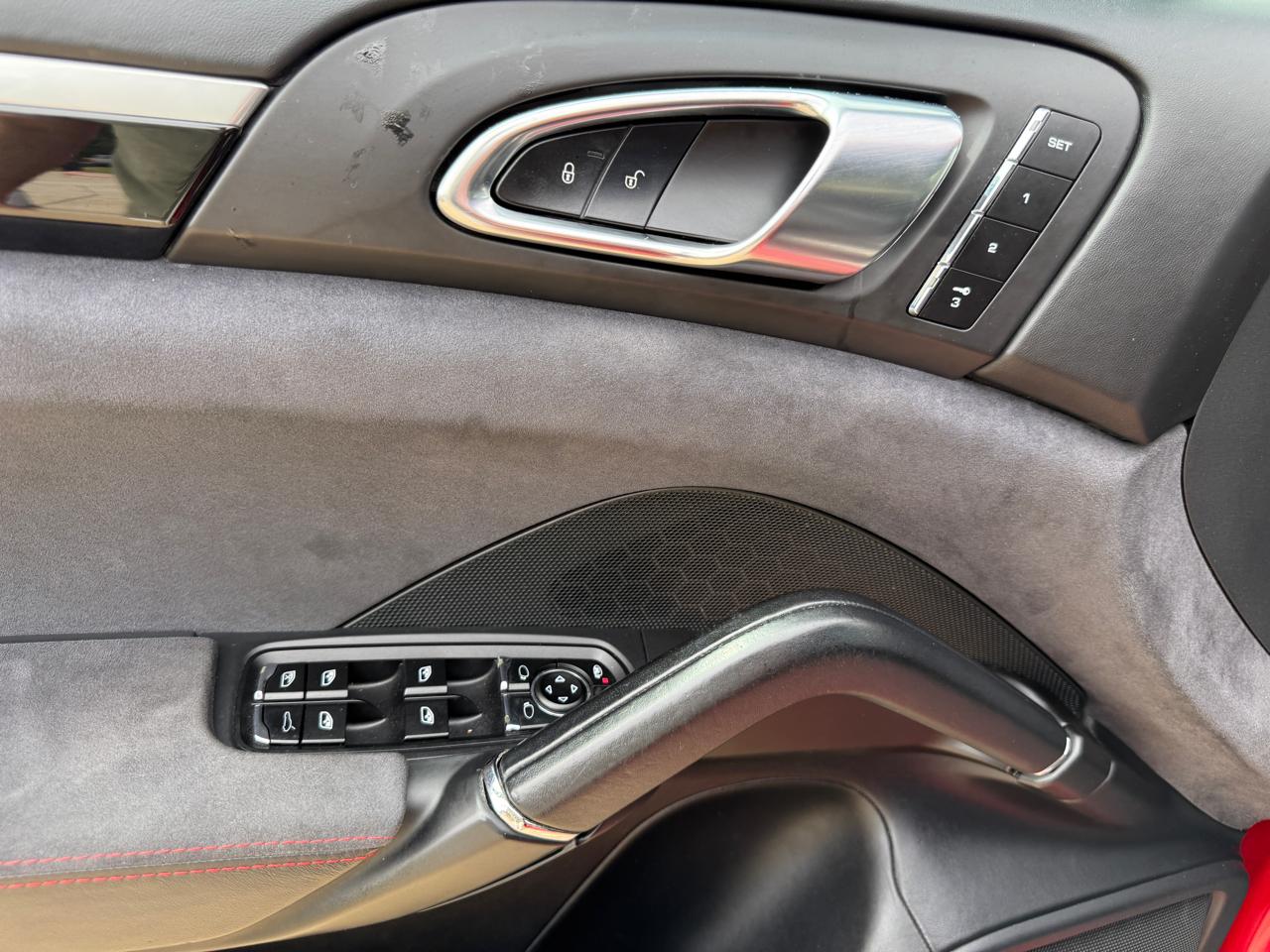 Porsche Cayenne GTS 2014