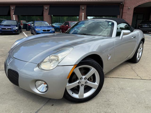 Silver 2008 Pontiac Solstice Base Convertible Rear-Wheel Drive 5-Speed Manual