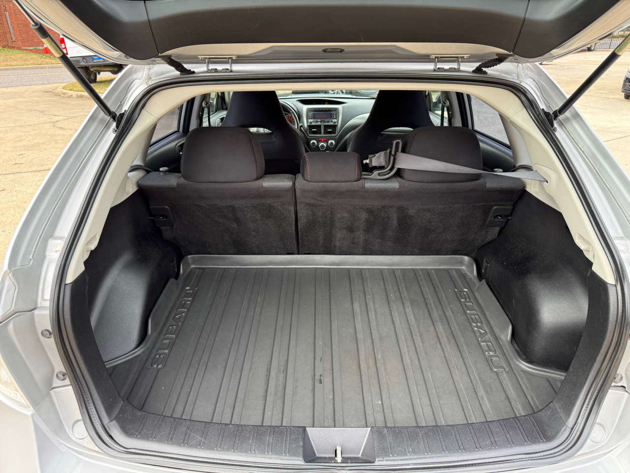 Subaru Impreza WRX 5-Door 2010