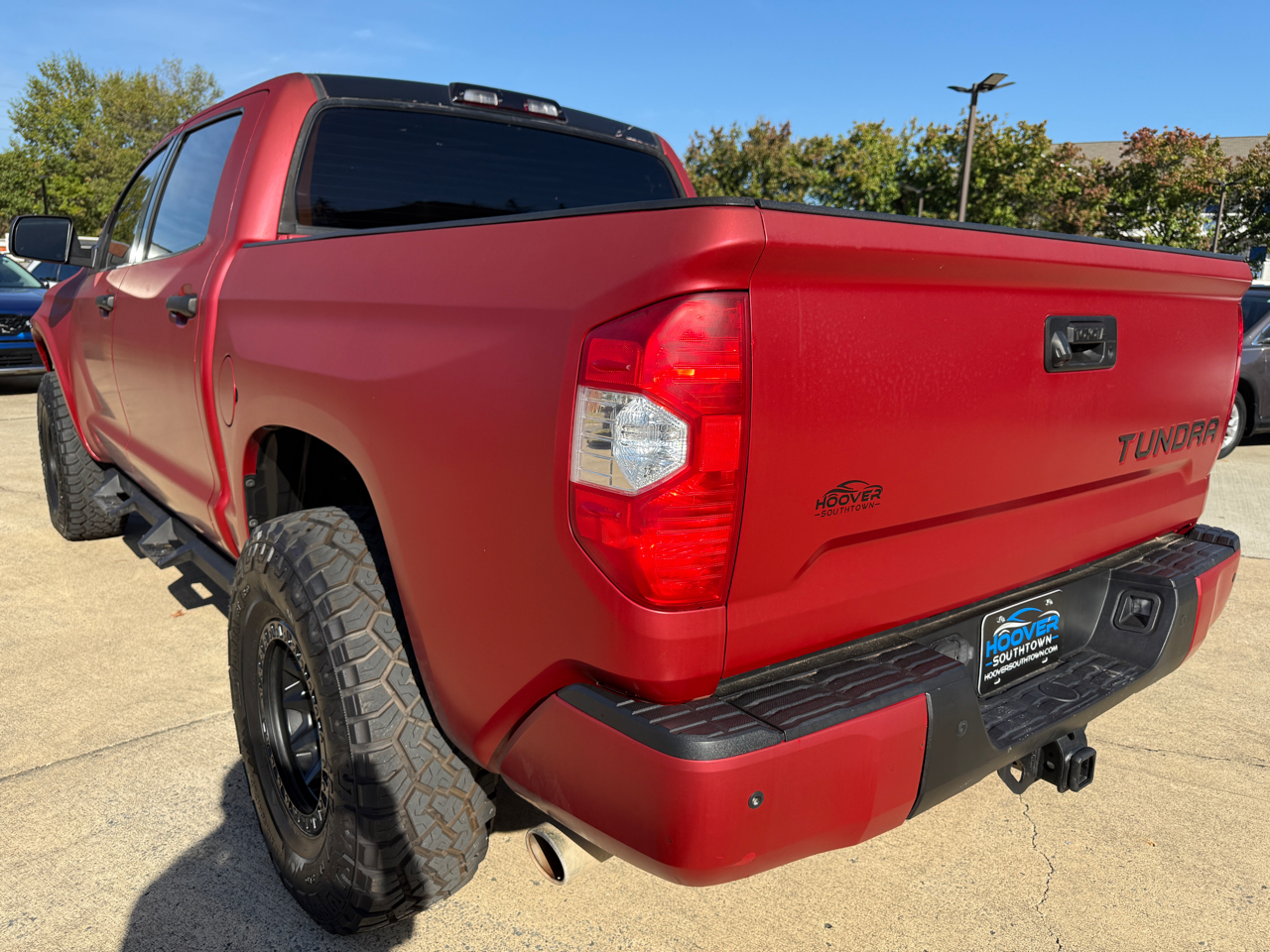 Toyota Tundra SR5 5.7L V8 CrewMax 4WD 2019 Toyota Tundra SR5 5.7L V8 CrewMax 4WD 2019