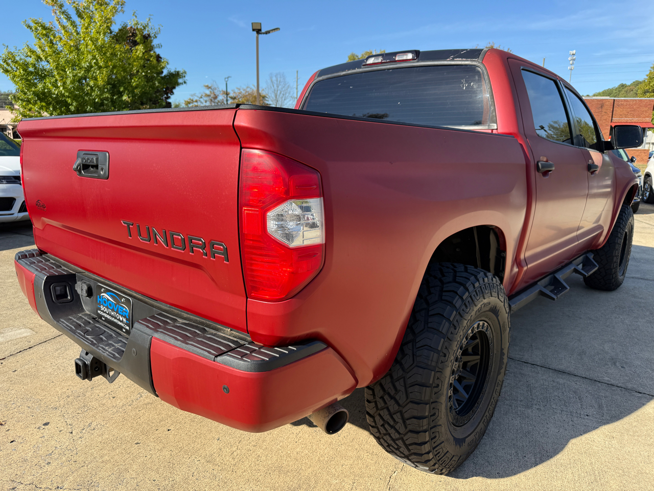 Toyota Tundra SR5 5.7L V8 CrewMax 4WD 2019 Toyota Tundra SR5 5.7L V8 CrewMax 4WD 2019