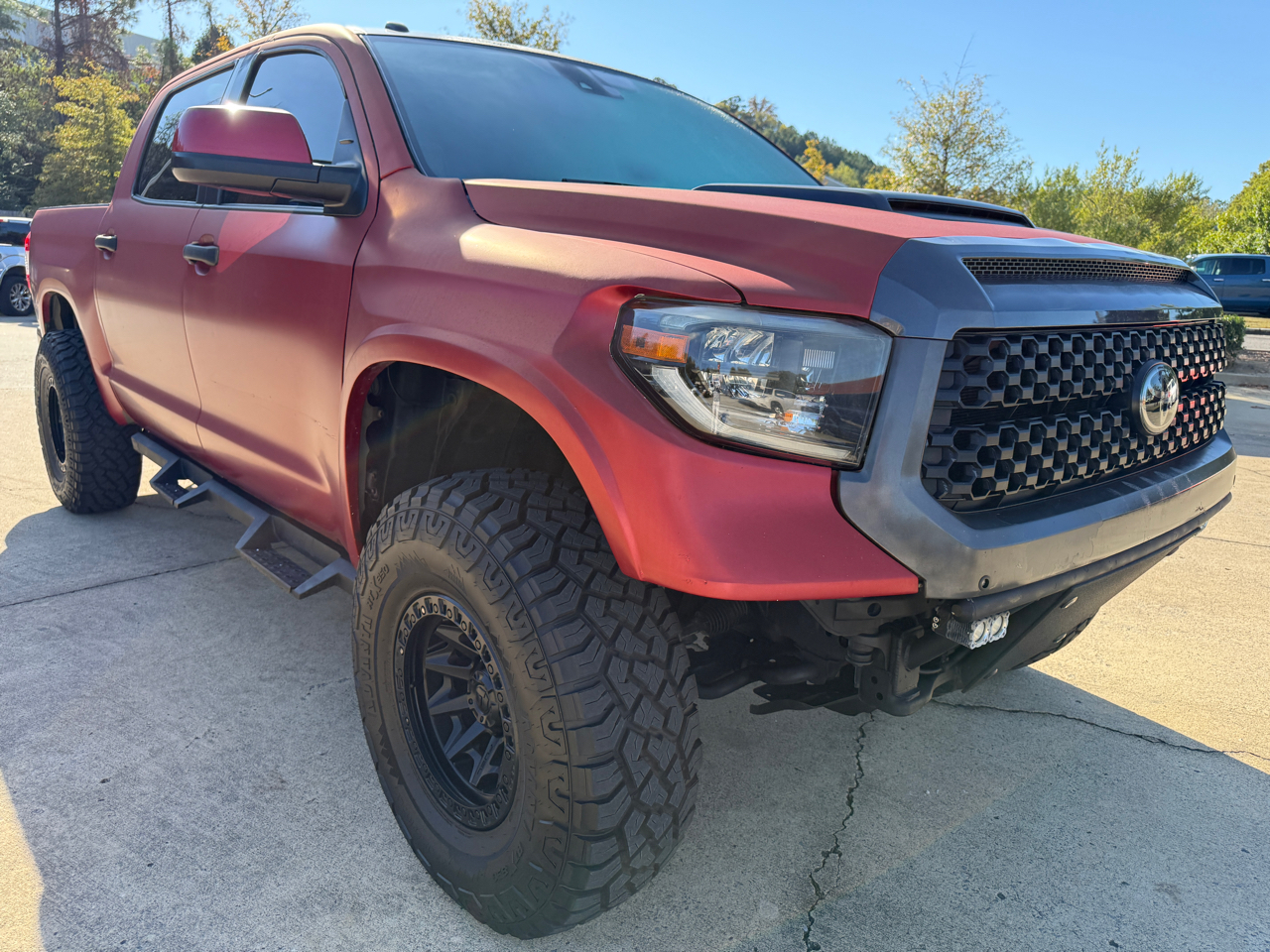 Toyota Tundra SR5 5.7L V8 CrewMax 4WD 2019 Toyota Tundra SR5 5.7L V8 CrewMax 4WD 2019