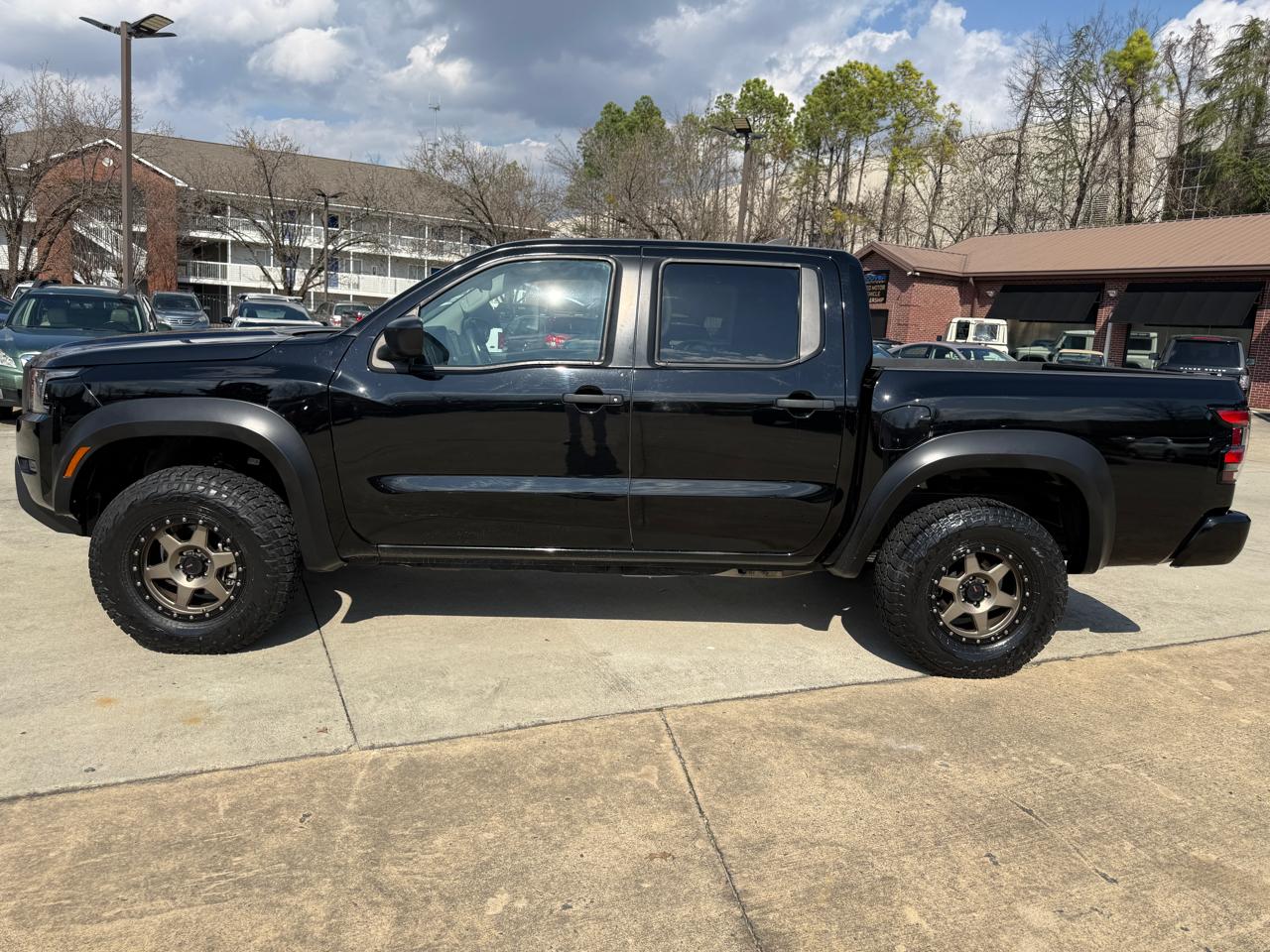 Nissan Frontier S Crew Cab 4WD 2022