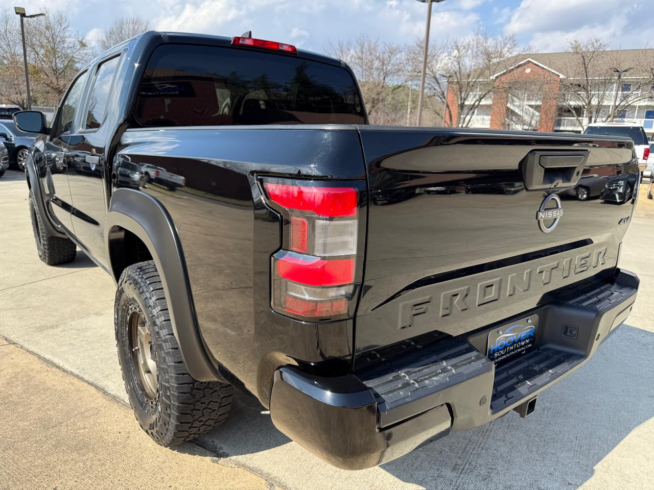 Nissan Frontier S Crew Cab 4WD 2022