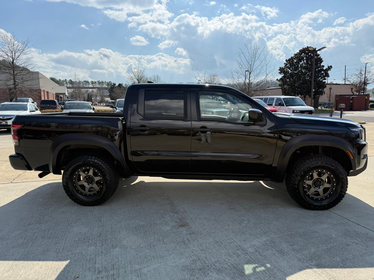 Nissan Frontier S Crew Cab 4WD 2022