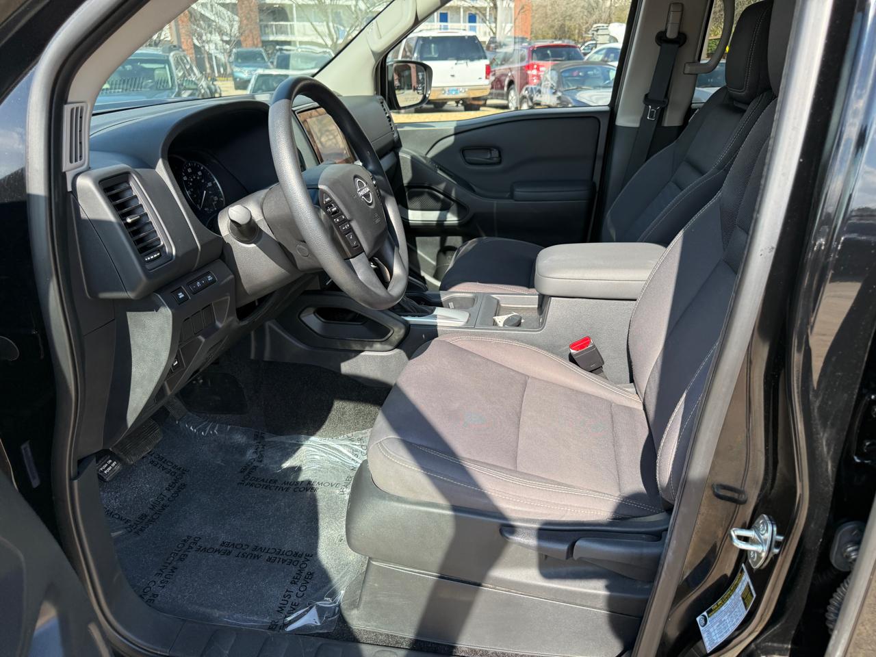 Nissan Frontier S Crew Cab 4WD 2022