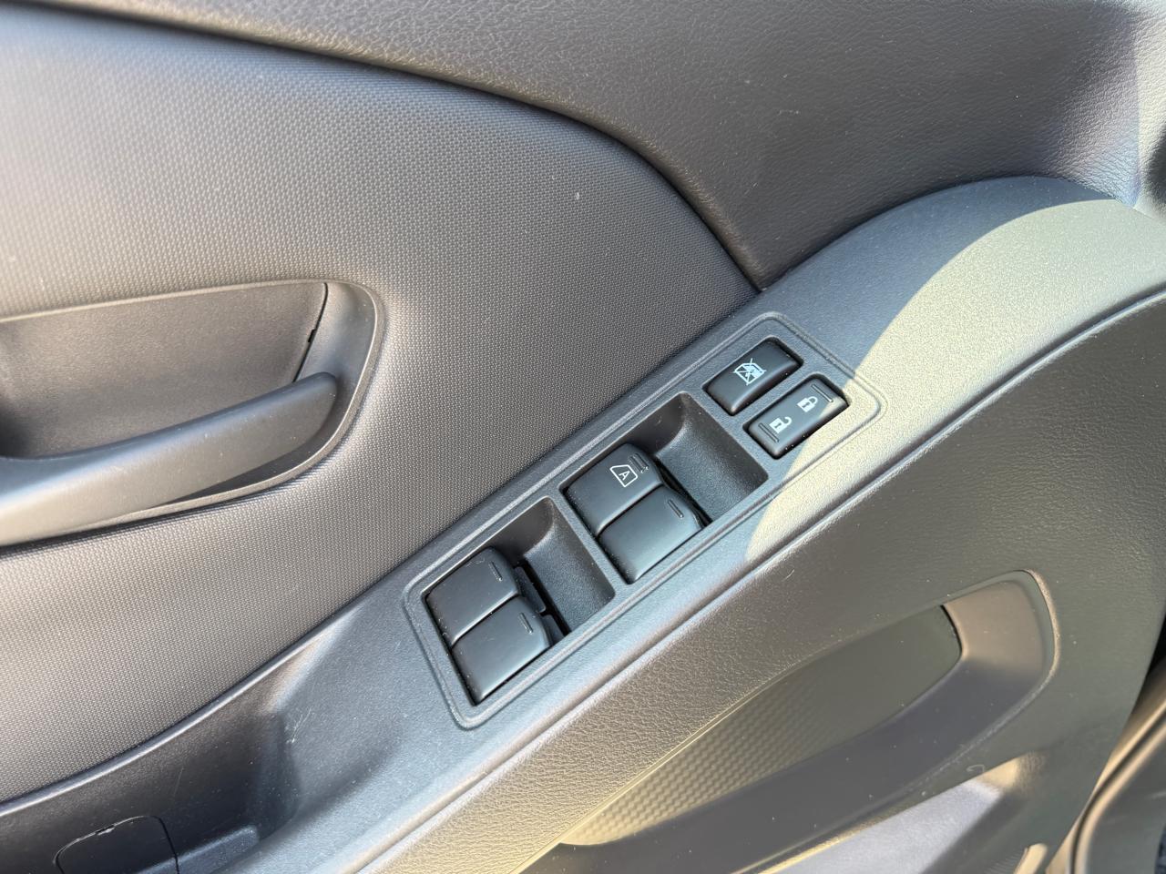 Nissan Frontier S Crew Cab 4WD 2022