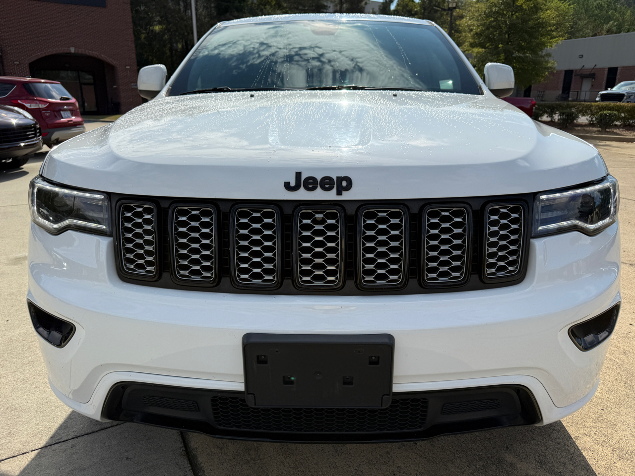 2020 Jeep Grand Cherokee Laredo photo 8
