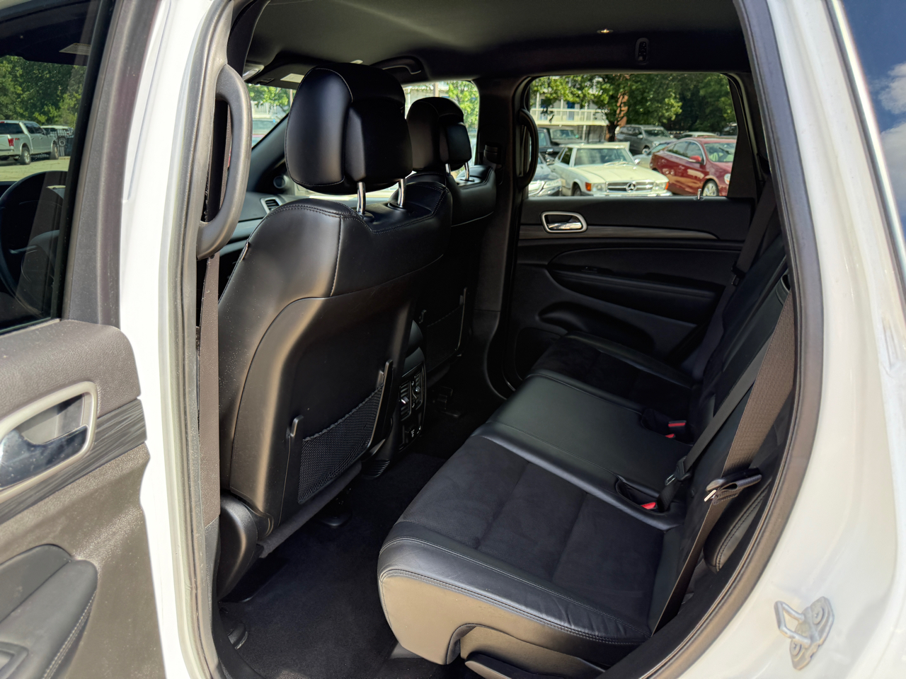 2020 Jeep Grand Cherokee Laredo photo 17