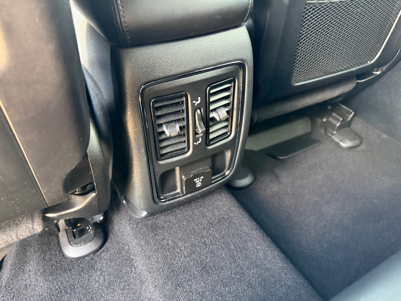 2020 Jeep Grand Cherokee Laredo photo 19