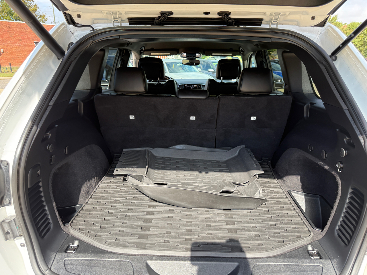 2020 Jeep Grand Cherokee Laredo photo 20