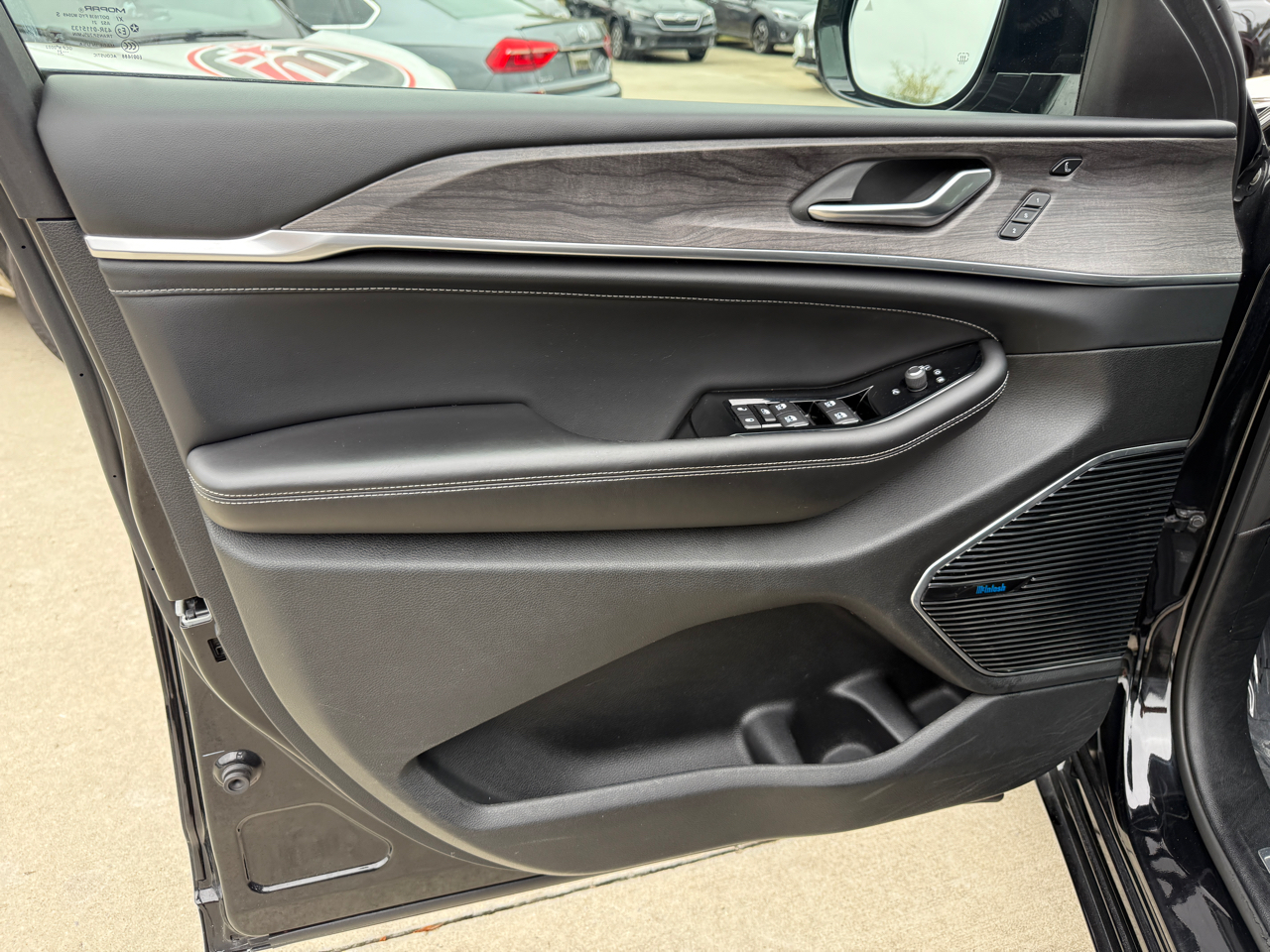 Jeep Grand Cherokee L Overland 4WD 2021 Jeep Grand Cherokee L Overland 4WD 2021