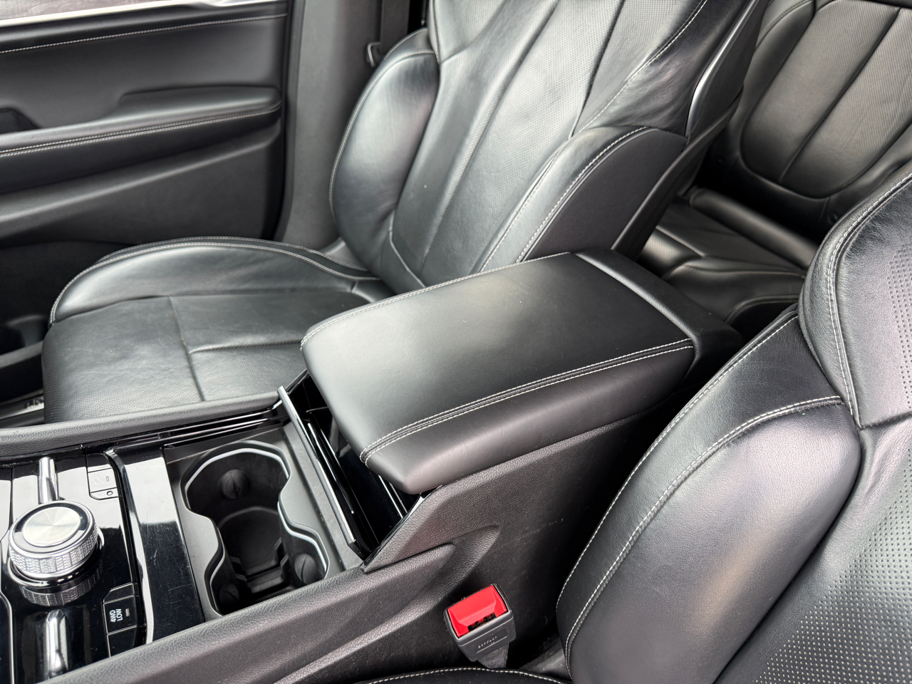 Jeep Grand Cherokee L Overland 4WD 2021 Jeep Grand Cherokee L Overland 4WD 2021