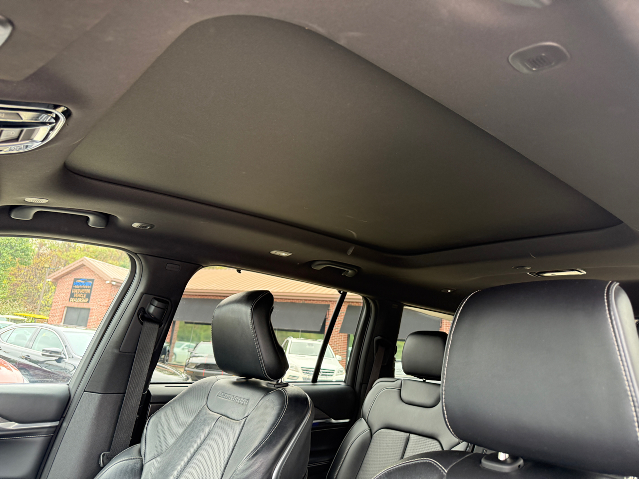 Jeep Grand Cherokee L Overland 4WD 2021 Jeep Grand Cherokee L Overland 4WD 2021