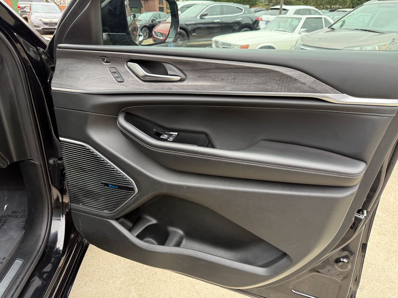 Jeep Grand Cherokee L Overland 4WD 2021 Jeep Grand Cherokee L Overland 4WD 2021