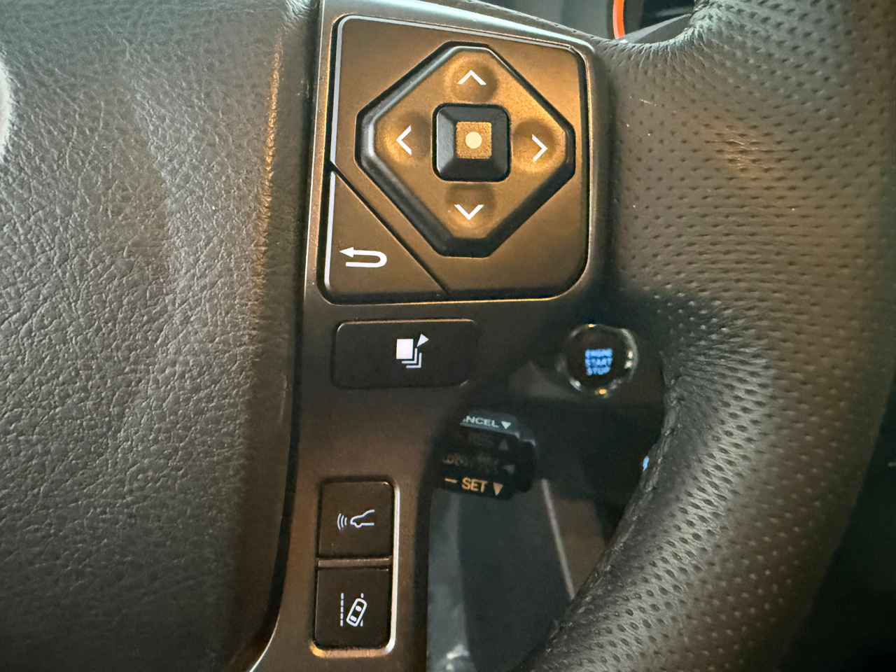 Toyota Tacoma TRD Off Road Double Cab 5' Bed V6 4x4 AT (Natl) 2023